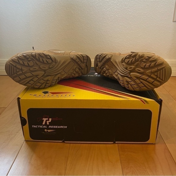Belleville Boots 7.5 Tactical Research TR303 Suede Desert Tan Combat Military - Picture 5 of 16